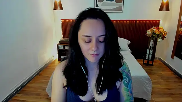 KatherineBond online show from 24, 7, 2026