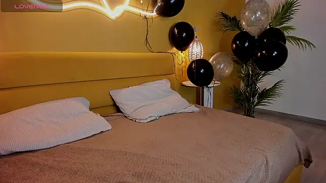 EvaMoran online show from 20, 1, 2025