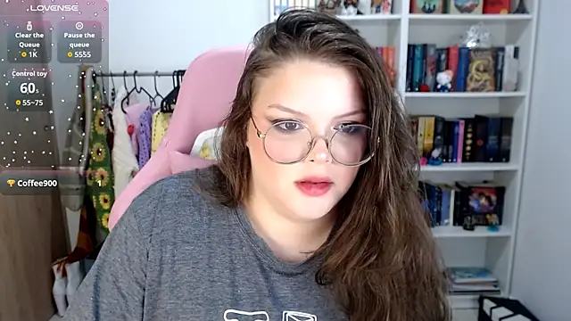 Snapshot of Gabiwaifu chatting on 21, 9, 2025 Gabiwaifu online show from 21, 9, 2025