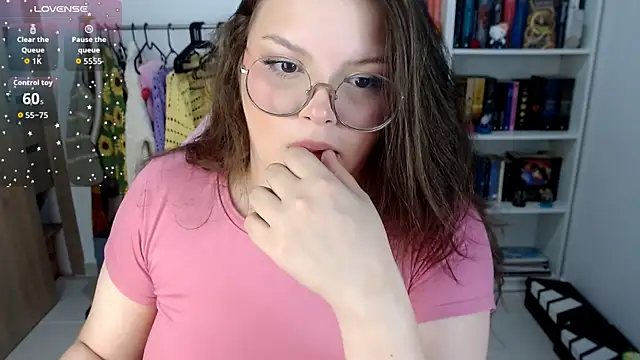 Snapshot of Gabiwaifu chatting on 24, 9, 2025 Gabiwaifu online show from 24, 9, 2025