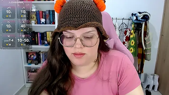 Snapshot of Gabiwaifu chatting on 3, 10, 2025 Gabiwaifu online show from 3, 10, 2025