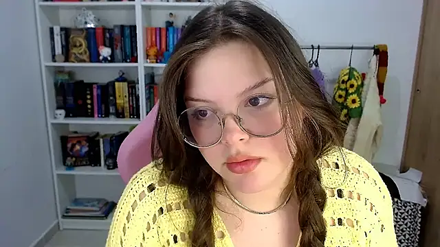 Snapshot of Gabiwaifu chatting on 22, 11, 2025 Gabiwaifu online show from 22, 11, 2025