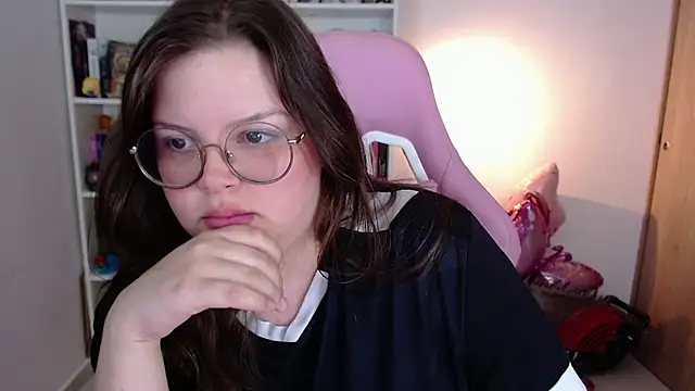 Snapshot of Gabiwaifu chatting on 6, 6, 2026 Gabiwaifu online show from 6, 6, 2026