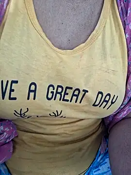 Priya Bong online show from 11, 4, 2026