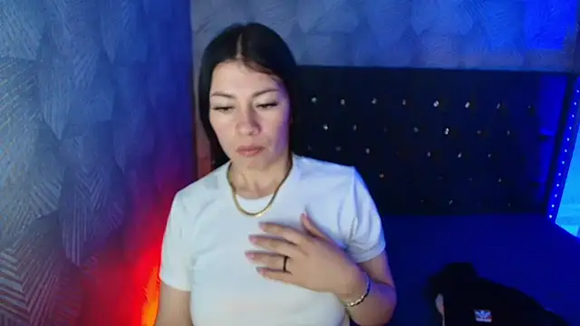 AnnaliOlsenX online show from 25, 7, 2026