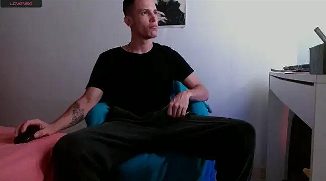 Snapshot of deividcloud36 chatting on 3, 2, 2025 deividcloud36 online show from 3, 2, 2025