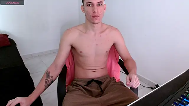 Snapshot of deividcloud36 chatting on 14, 9, 2025 deividcloud36 online show from 14, 9, 2025