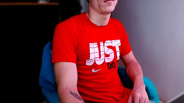 Snapshot of deividcloud36 chatting on 6, 11, 2025 deividcloud36 online show from 6, 11, 2025