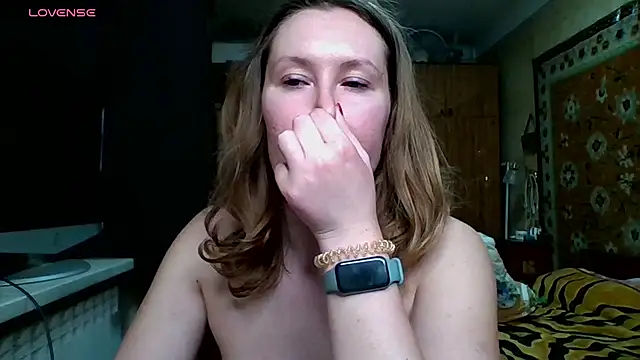 Snapshot of AnnaXLovers chatting on 26, 2, 2025 AnnaXLovers online show from 26, 2, 2025