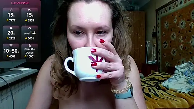 Snapshot of AnnaXLovers chatting on 27, 2, 2025 AnnaXLovers online show from 27, 2, 2025