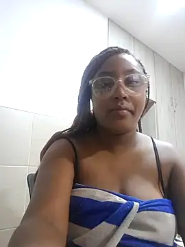 Adelehottman online show from 16, 5, 2026