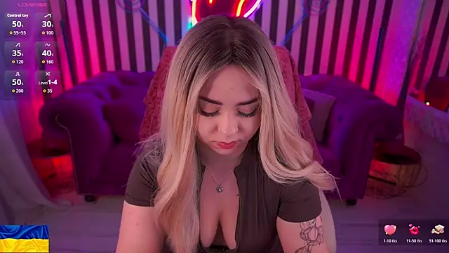 SusieWood online show from 24, 4, 2026