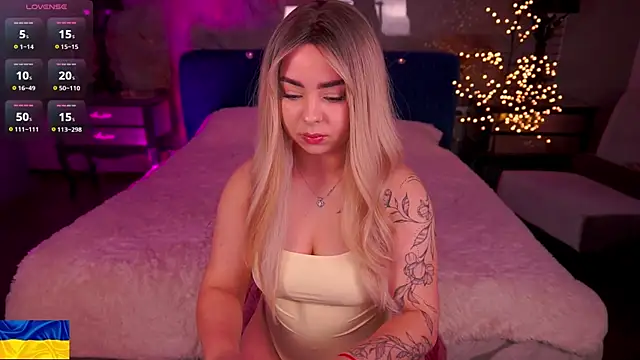 SusieWood online show from 26, 4, 2026