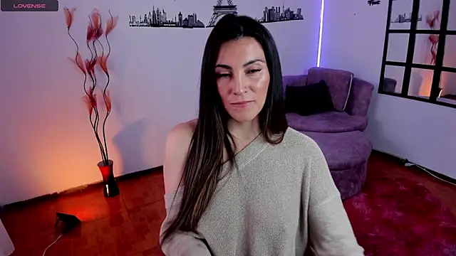 Snapshot of Elizabeth_taylor_b chatting on 9, 12, 2024 Elizabeth taylor b online show from 9, 12, 2024