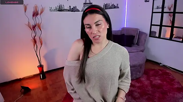 Snapshot of Elizabeth_taylor_b chatting on 23, 12, 2024 Elizabeth taylor b online show from 23, 12, 2024