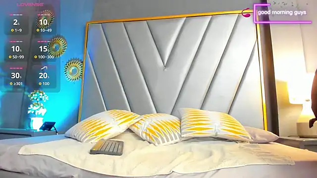 BrendaAdams  online show from 15, 9, 2025