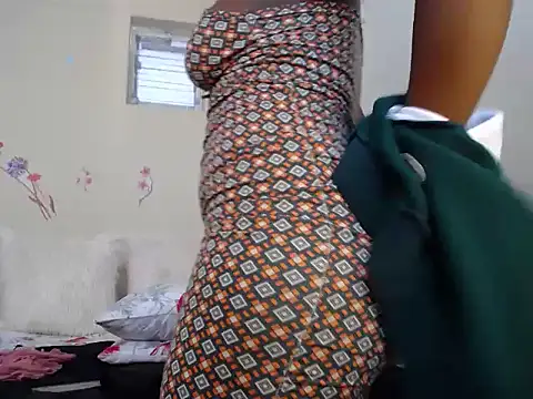 Snapshot of DarkBerry8 chatting on 24, 10, 2025 DarkBerry8 online show from 24, 10, 2025