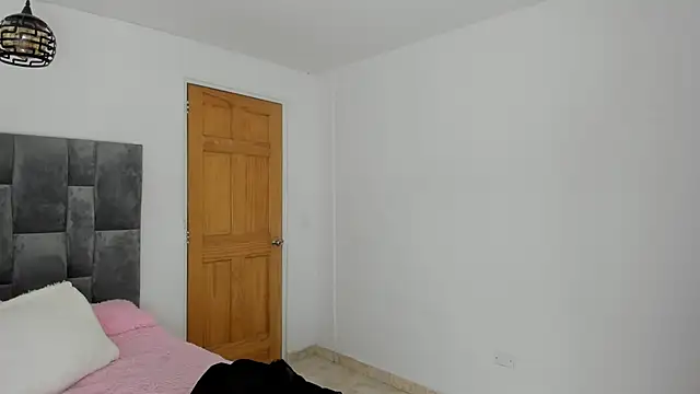 Snapshot of _Little_angel69 chatting on 18, 2, 2025 Little angel69 online show from 18, 2, 2025