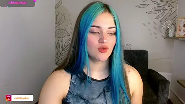 cattaleya    online show from 3, 1, 2025