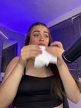 cattaleya    online show from 4, 3, 2025