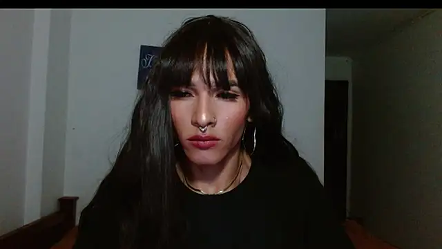 carolinemiller7 online show from 26, 1, 2025