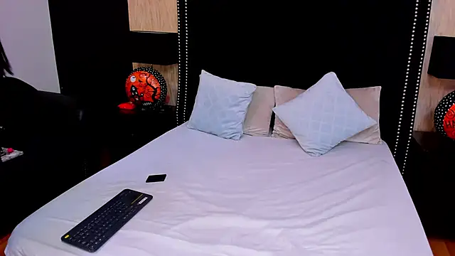 AshleeyPrincess online show from 29, 10, 2025