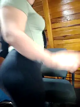 AmbarBurhan online show from 6, 3, 2025