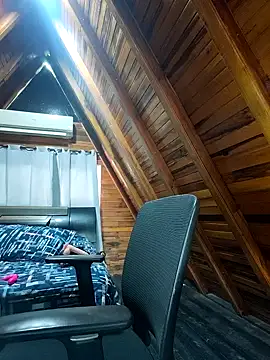 AmbarBurhan online show from 28, 4, 2026