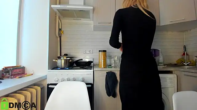  Alice Kitty online show from 28, 12, 2024