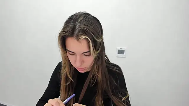 Summmmersky online show from 25, 1, 2025