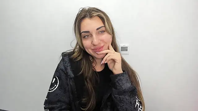 Summmmersky online show from 8, 2, 2025