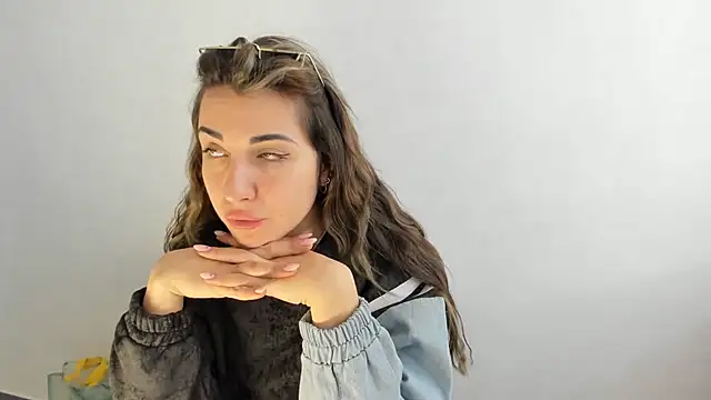 Summmmersky online show from 7, 3, 2025