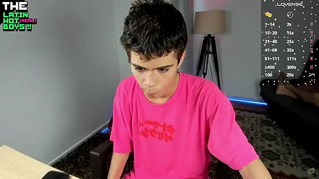 Snapshot of MyLatinHotBoys chatting on 18, 12, 2024 MyLatinHotBoys online show from 18, 12, 2024