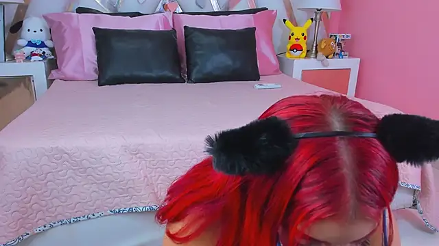 Snapshot of AnngelaSkye chatting on 25, 1, 2025 AnngelaSkye online show from 25, 1, 2025