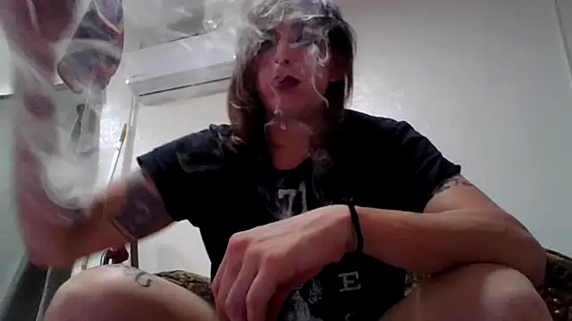 Turning2Jade online show from 25, 10, 2025