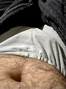 milf hunter 35 online show from 23, 4, 2026