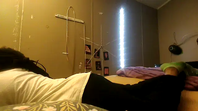 Snapshot of EbonyFetishQueen chatting on 9, 9, 2025 EbonyFetishQueen online show from 9, 9, 2025