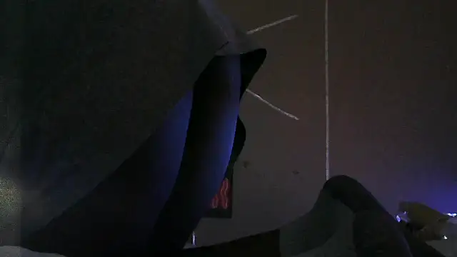 Snapshot of EbonyFetishQueen chatting on 3, 11, 2025 EbonyFetishQueen online show from 3, 11, 2025