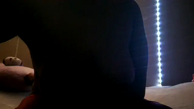 Snapshot of EbonyFetishQueen chatting on 23, 11, 2025 EbonyFetishQueen online show from 23, 11, 2025