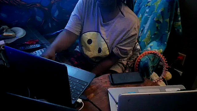 Snapshot of EbonyFetishQueen chatting on 11, 1, 2026 EbonyFetishQueen online show from 11, 1, 2026