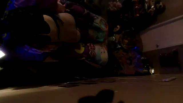 Snapshot of EbonyFetishQueen chatting on 25, 3, 2026 EbonyFetishQueen online show from 25, 3, 2026