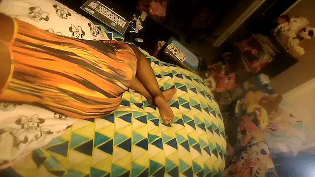 EbonyFetishQueen online show from 20, 5, 2026