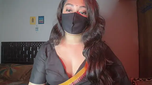 Most-Beautiful-Queen online show from 12, 11, 2025