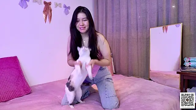 pink flower  online show from 28, 4, 2026