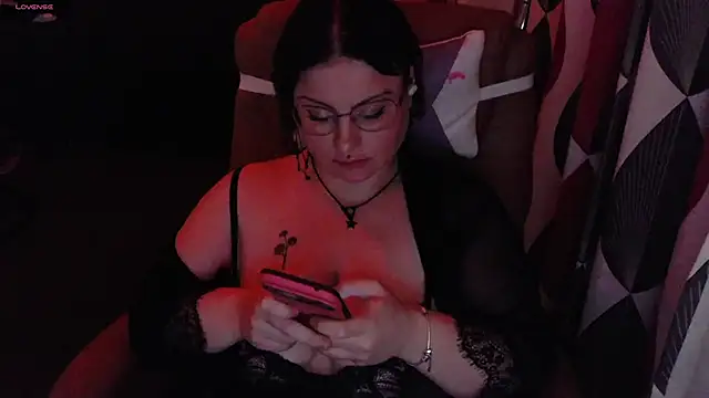 submissiveslut1996 online show from 25, 2, 2025