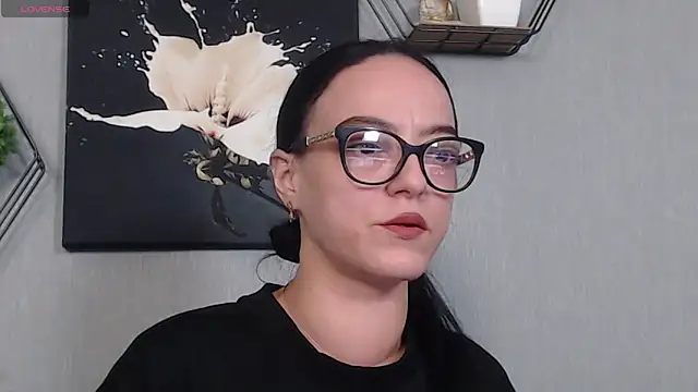 IzabelllNoir online show from 8, 4, 2026