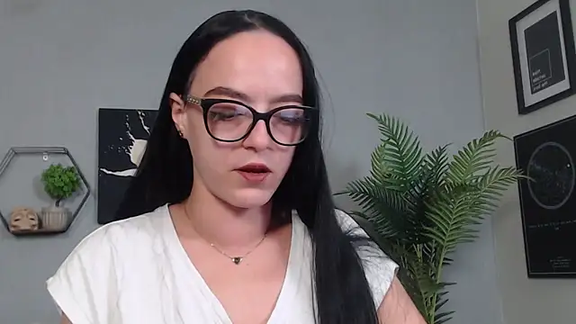 IzabelllNoir online show from 22, 4, 2026