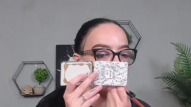 IzabelllNoir online show from 27, 4, 2026