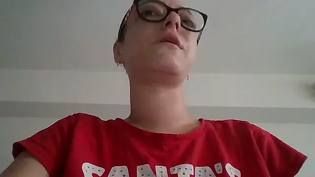 IzabelllNoir online show from 11, 6, 2026