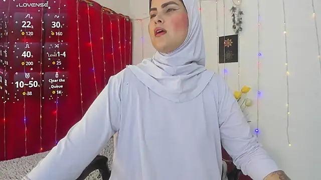 AishaAmin  online show from 23, 4, 2026